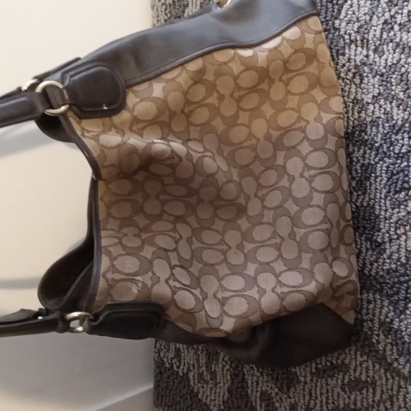 Coach Signature Brown and Black Shoulder Bag Edie 31 Handbag Womens - Picture 4 of 11